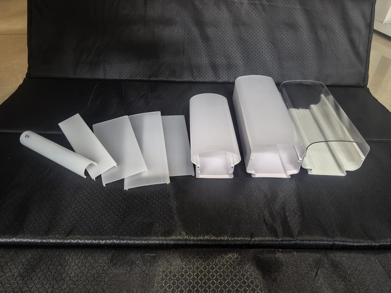 Napa Pelanggan Lampu Linear Luwih seneng Diffuser Lampu LED Belang?